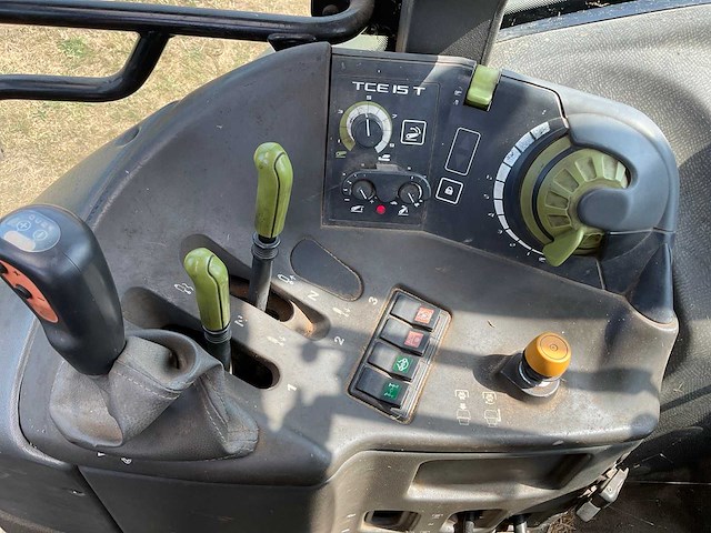 2013 claas arion 430 vierwielaangedreven landbouwtractor - afbeelding 14 van  29
