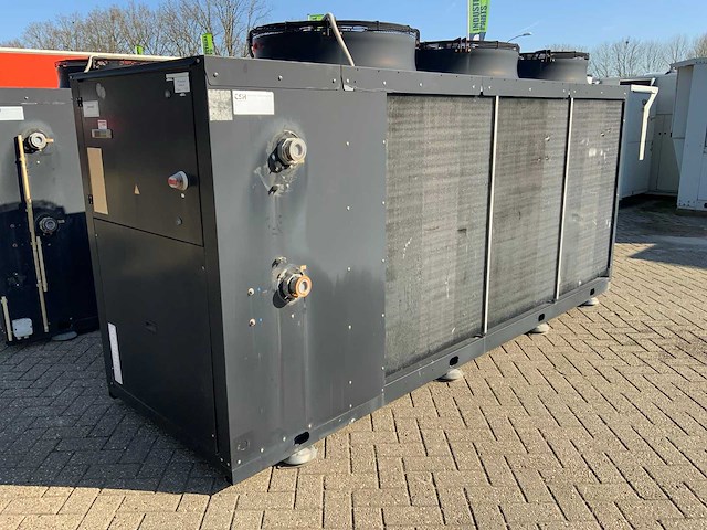 2013 daikin ewwq 090g chiller warmtepomp - afbeelding 1 van  6