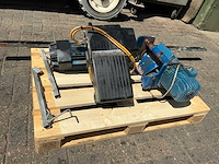 2013 demag 2 ton bovenloophalkraan - afbeelding 1 van  7