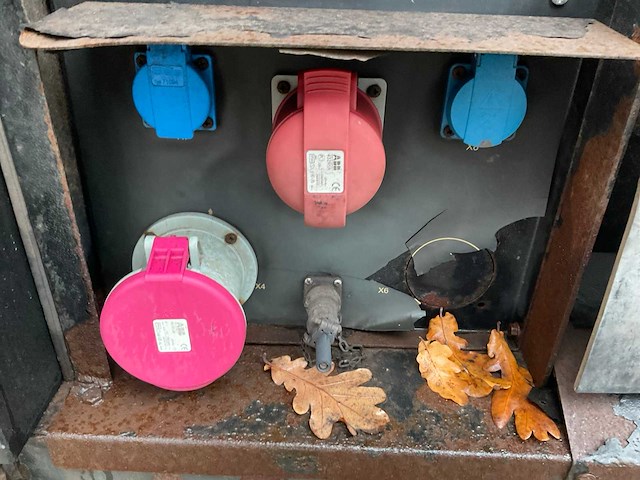 2013 doosan g 40 stroomgenerator - afbeelding 9 van  11