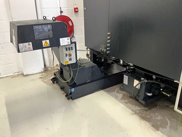 2013 doosan vc 630/5ax verticale cnc 5-assige bewerkingscentra - afbeelding 8 van  17