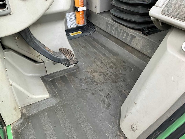 2013 fendt 415 tms vierwielaangedreven landbouwtractor - afbeelding 2 van  28