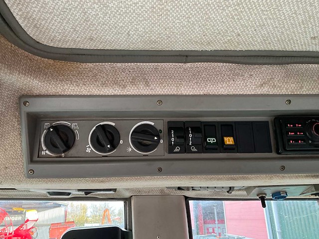 2013 fendt 415 tms vierwielaangedreven landbouwtractor - afbeelding 7 van  28