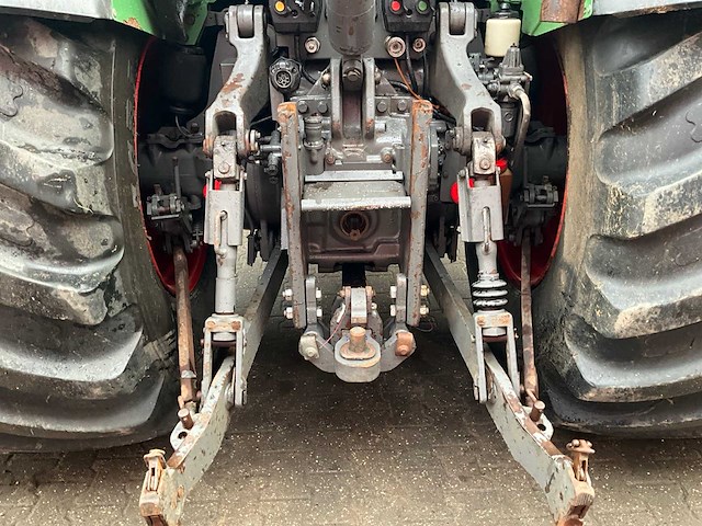2013 fendt 415 tms vierwielaangedreven landbouwtractor - afbeelding 20 van  28