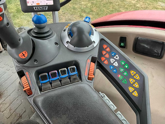 2013 fendt 724 vario vierwielaangedreven landbouwtractor - afbeelding 38 van  40