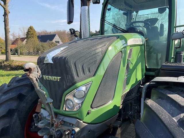 2013 fendt 724 vario vierwielaangedreven landbouwtractor - afbeelding 4 van  24