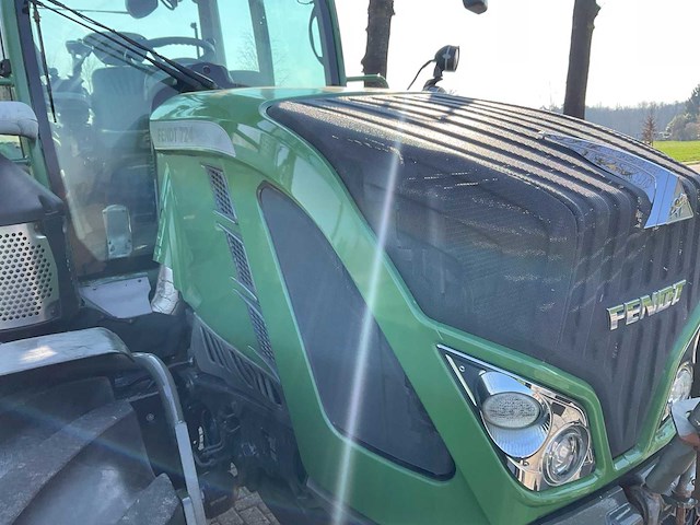 2013 fendt 724 vario vierwielaangedreven landbouwtractor - afbeelding 8 van  24