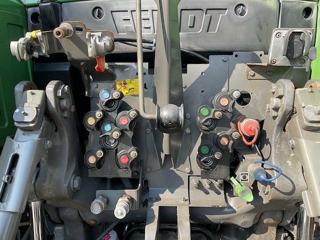 2013 fendt 724 vario vierwielaangedreven landbouwtractor - afbeelding 15 van  24