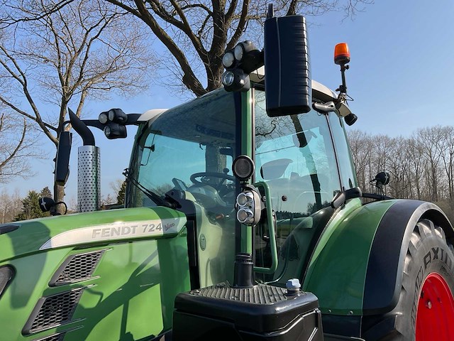 2013 fendt 724 vario vierwielaangedreven landbouwtractor - afbeelding 23 van  24