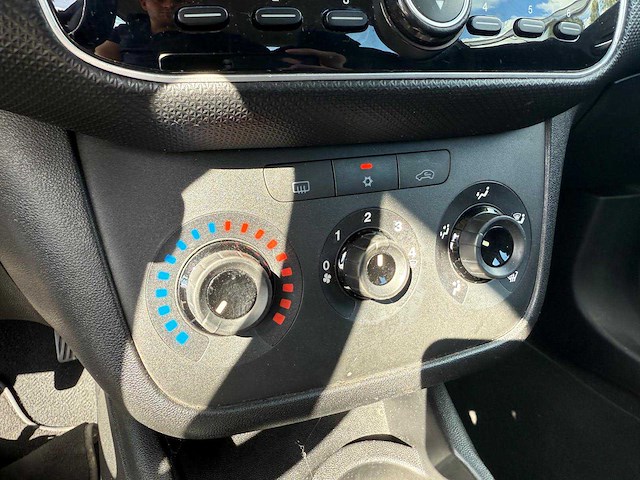 2013 fiat punto evo personenauto - afbeelding 5 van  14