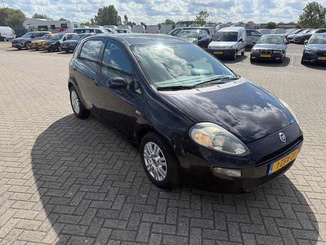 2013 fiat punto evo personenauto - afbeelding 7 van  14