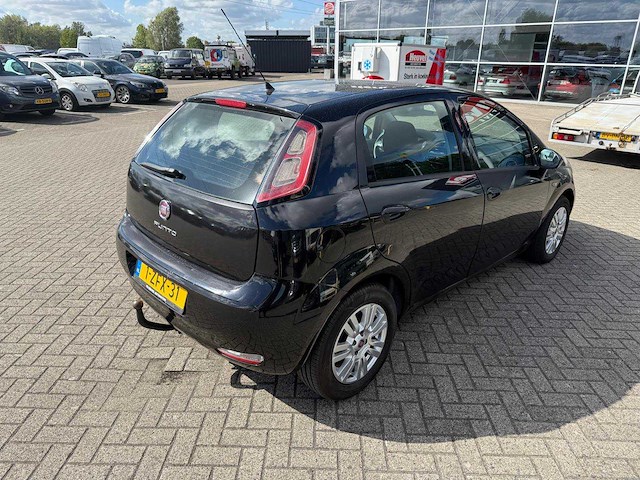 2013 fiat punto evo personenauto - afbeelding 8 van  14