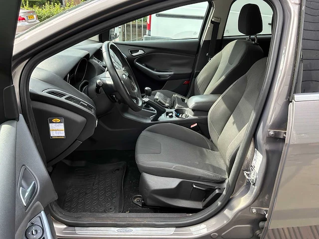 2013 ford focus 1.0 ecob. titanium personenauto - afbeelding 15 van  17