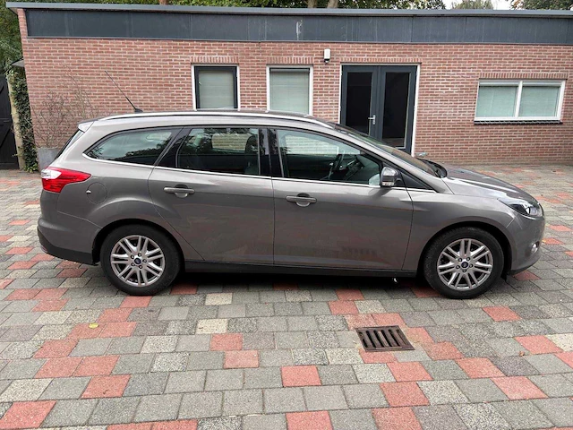 2013 ford focus wagon 1.0 ecob. titanium personenauto - afbeelding 4 van  10
