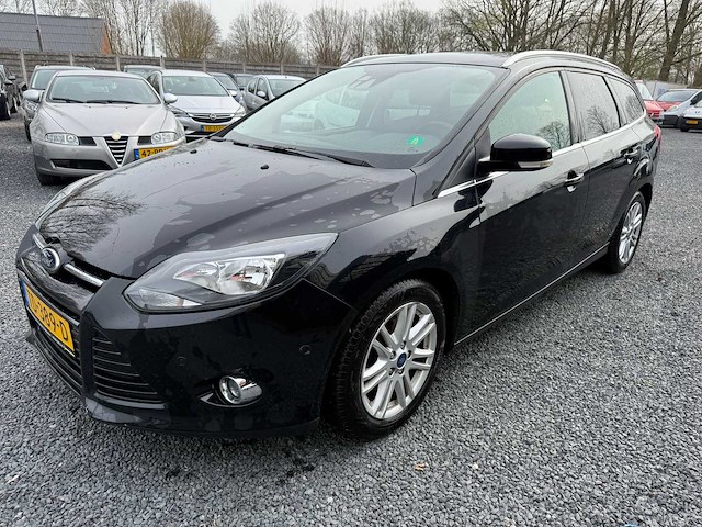 2013 ford focus wagon personenauto - afbeelding 1 van  16