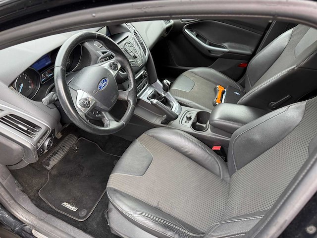 2013 ford focus wagon personenauto - afbeelding 11 van  14