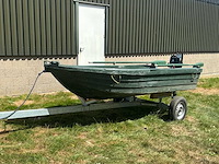 2013 fun-yak 370 motorboot