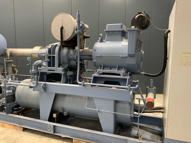 2013 gea grasso 1800r nh3 glycol chiller - afbeelding 12 van  17