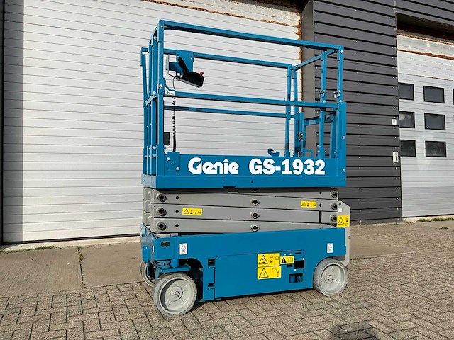 2013 genie gs-1932 hoogwerker - afbeelding 1 van  11