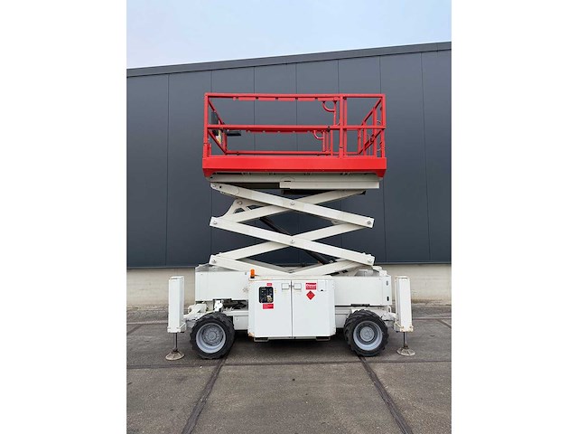 2013 genie gs 2669 rt schaarhoogwerker - afbeelding 1 van  9