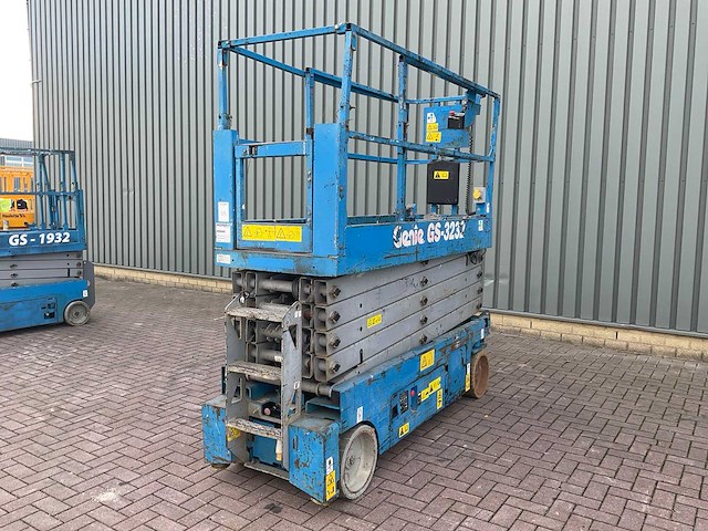 2013 genie gs-3232 hoogwerker - afbeelding 1 van  11