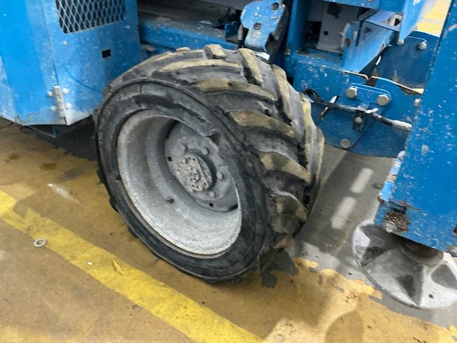 2013 genie gs-3369 rt schaarhoogwerker - afbeelding 4 van  16