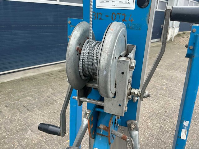2013 genie sla15 kanaallift - afbeelding 5 van  7