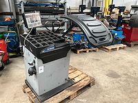 2013 giuliano s 820 banden balanceerapparaat - afbeelding 1 van  6