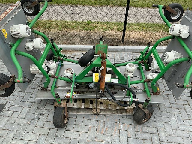 2013 green clipper voetbalveld maaier - afbeelding 25 van  29
