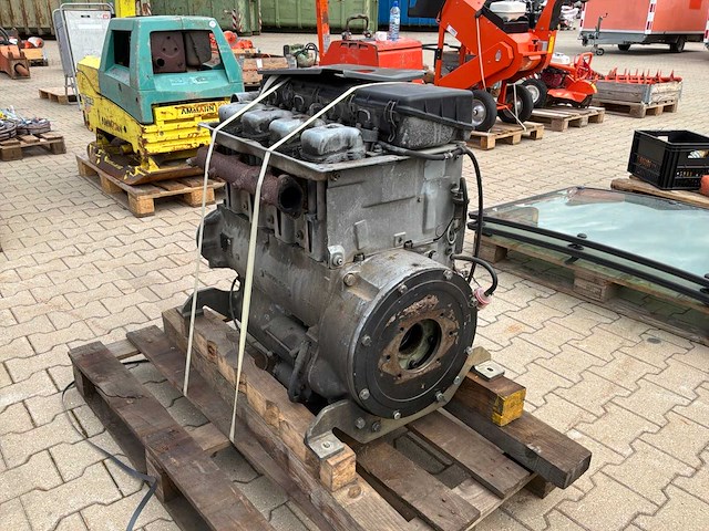 2013 hatz 4m41 158b 6.0 dieselmotor - afbeelding 11 van  17