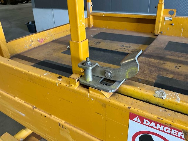 2013 haulotte compact 10 hoogwerker - afbeelding 8 van  21