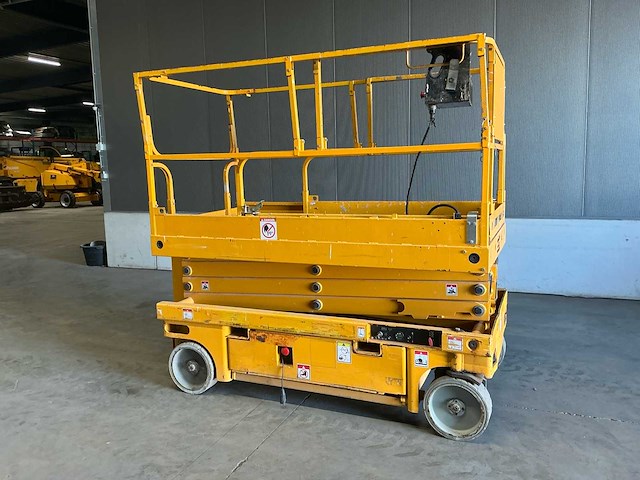 2013 haulotte compact 10 hoogwerker - afbeelding 1 van  21