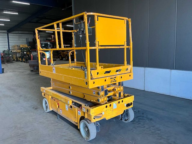 2013 haulotte compact 10 hoogwerker - afbeelding 12 van  21