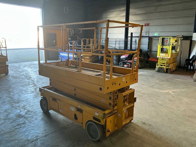 2013 haulotte compact 10 hoogwerker - afbeelding 16 van  21