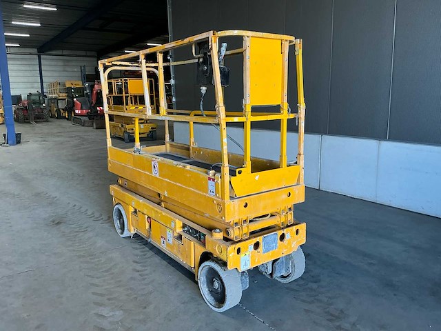 2013 haulotte compact 8 hoogwerker - afbeelding 17 van  23