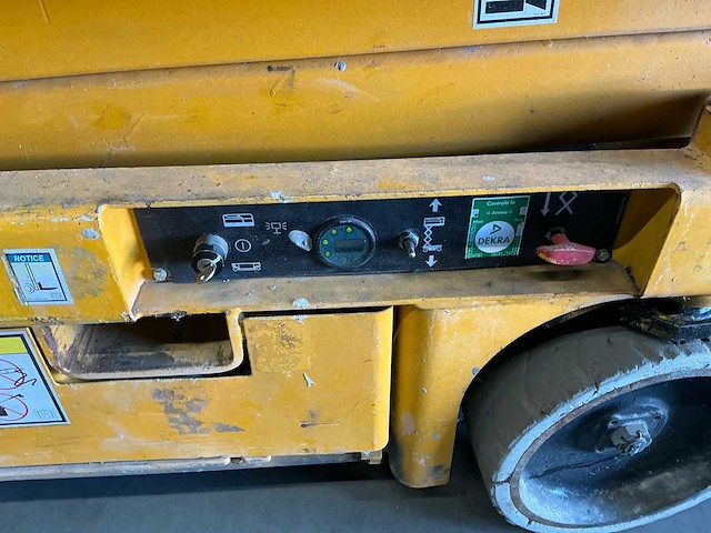 2013 haulotte compact 8 hoogwerker - afbeelding 2 van  9