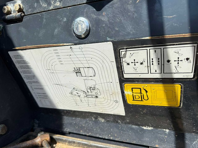 2013 hitachi zaxis 16 minigraafmachine - afbeelding 8 van  28