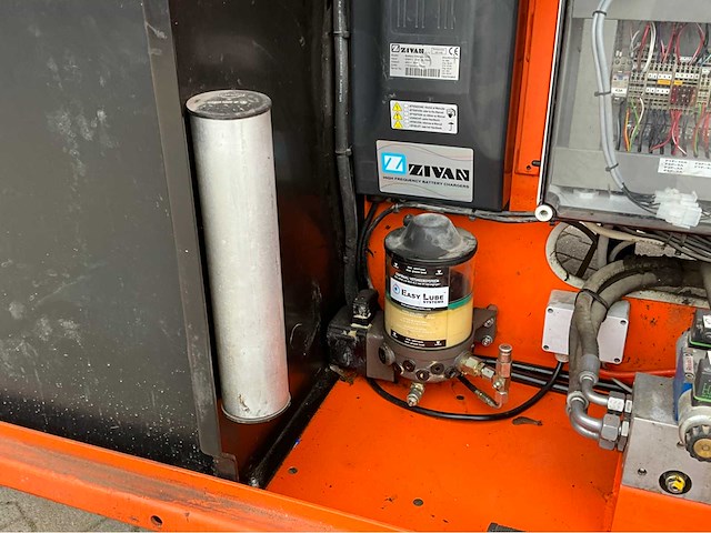 2013 holland lift b195el25 hoogwerker - afbeelding 15 van  35