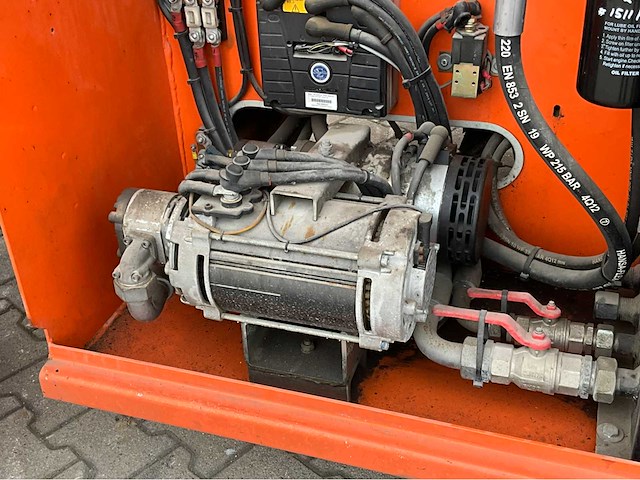 2013 holland lift b195el25 hoogwerker - afbeelding 19 van  35