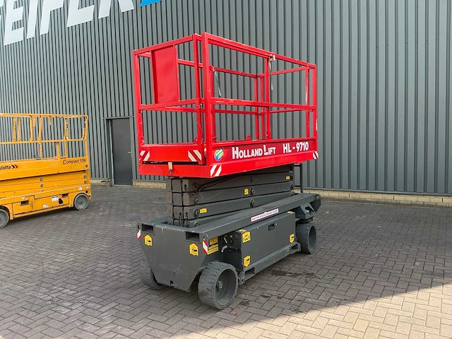 2013 holland lift ecostar hl-9710 hoogwerker - afbeelding 1 van  12