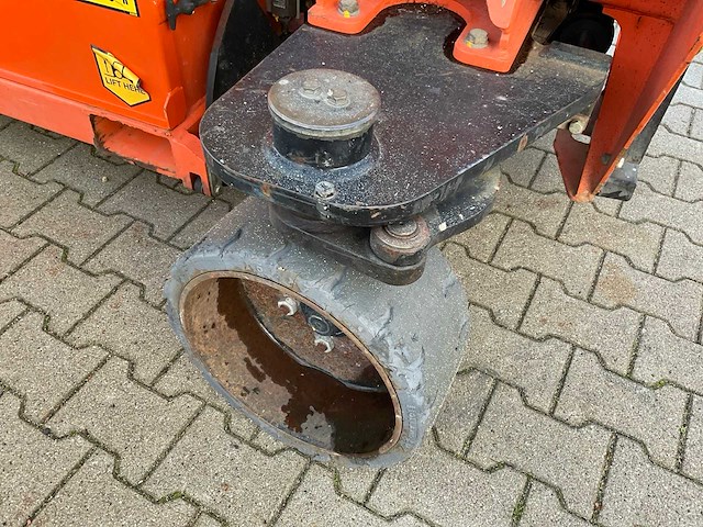 2013 holland lift hl-11816 hoogwerker - afbeelding 14 van  25