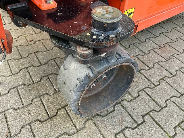 2013 holland lift hl-11816 hoogwerker - afbeelding 15 van  25