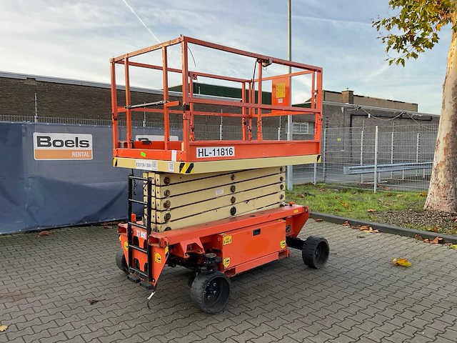 2013 holland lift hl-11816 hoogwerker - afbeelding 19 van  25