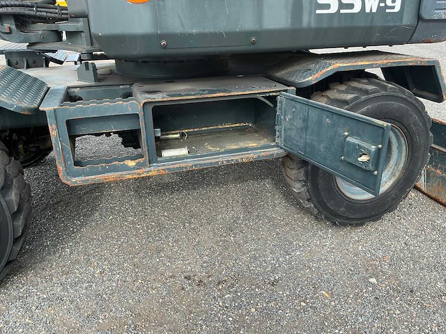 2013 hyundai robex 55 w9 mobiele kraan - afbeelding 37 van  43