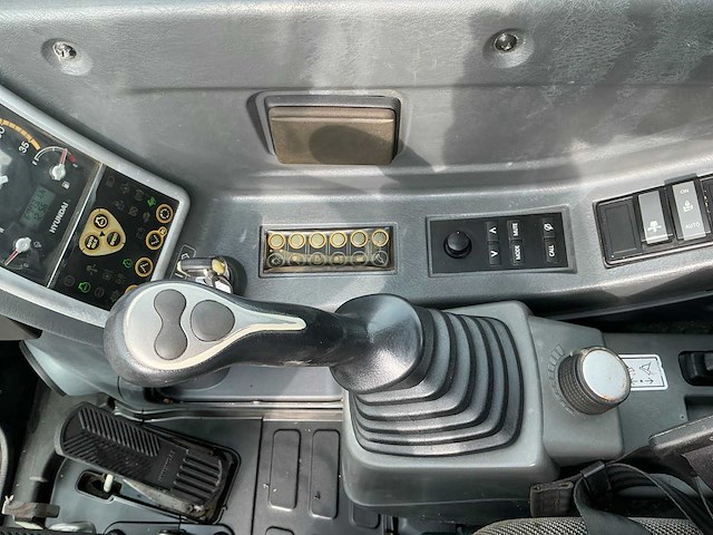 2013 hyundai robex 55 w9 mobiele kraan - afbeelding 41 van  43