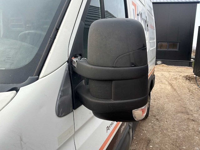2013 iveco daily 35s13v 300 h2 l bedrijfswagen - afbeelding 2 van  29