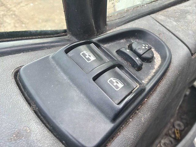 2013 iveco daily 35s13v 300 h2 l bedrijfswagen - afbeelding 19 van  29