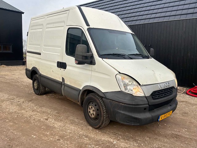 2013 iveco daily 35s13v 300 h2 l bedrijfswagen - afbeelding 23 van  29