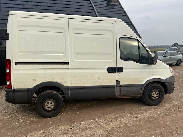2013 iveco daily 35s13v 300 h2 l bedrijfswagen - afbeelding 24 van  29