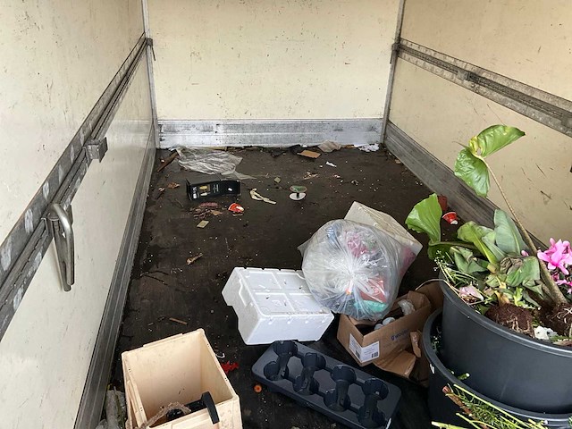 2013 iveco daily bedrijfswagen - afbeelding 10 van  31